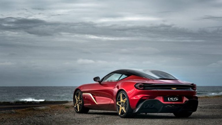 6 milyon sterlinlik Aston Martin