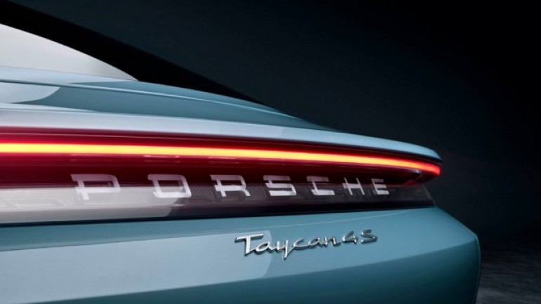 Porsche Taycan ailesine yeni üye: Taycan 4S