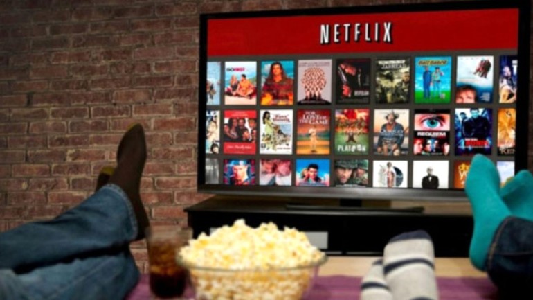 Netflix, şifresini arkadaşları ve ailesiyle paylaşan kullanıcılar için harekete geçti