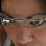 Google Glass: Device won’t retail until 2014