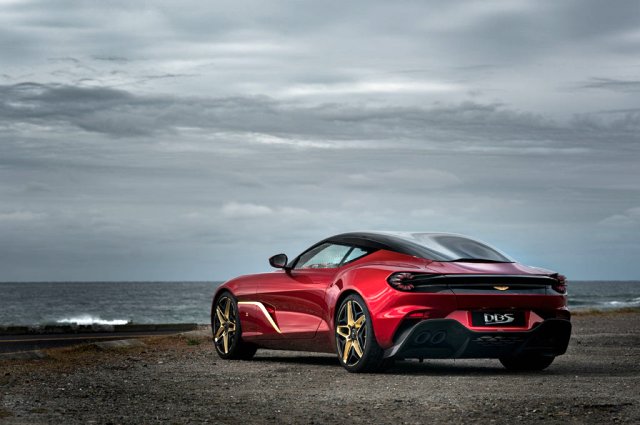 6 milyon sterlinlik Aston Martin